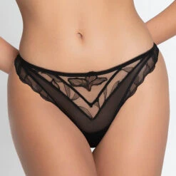 Desir Et Volupte String