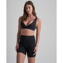 Invisible Korrigierende Short -Annadiva Verkäufe invisiblecorrigerendeshort2 invrstblack