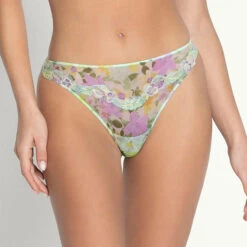 L'amour Au Soleil String