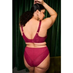 Nerina Taillenslip 10 Nerina Taillenslip -Annadiva Verkäufe nerina rouge uw plunge bra stretch el302734 high leg brief el302753 web 1