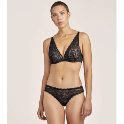 Rosessence Vorgeformter Plunge BH 8 Rosessence Vorgeformter Plunge BH -Annadiva Verkäufe rosessencevoorgevormdeplungebh3 hk81black