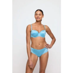 Tom Hotpants 8 Tom Hotpants -Annadiva Verkäufe sbh 0120829 azd 0520822 azd