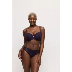 East End Slip 8 East End Slip -Annadiva Verkäufe sbh 0241932 ame 0541930 ame 2