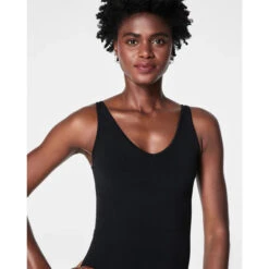 Annadiva Verkäufe -Annadiva Verkäufe seamlesspowercorrigerendetanktop2 10423rveryblack