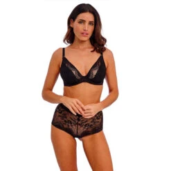 Sensu Lace Short -Annadiva Verkäufe sensulaceplungebh4 we601202blk 1