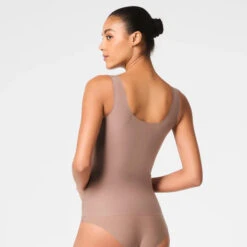 Supima Shaping Tank -Annadiva Verkäufe supimashapingtank1 10502rcafeaulait